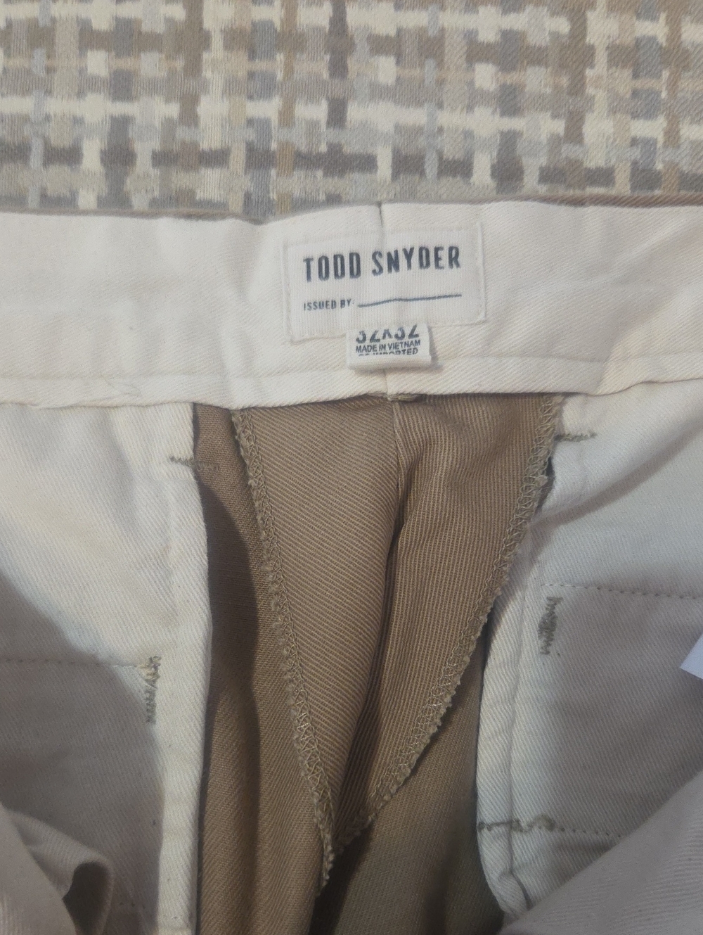 Todd Snyder Men’s Chinos in Khaki Tan
